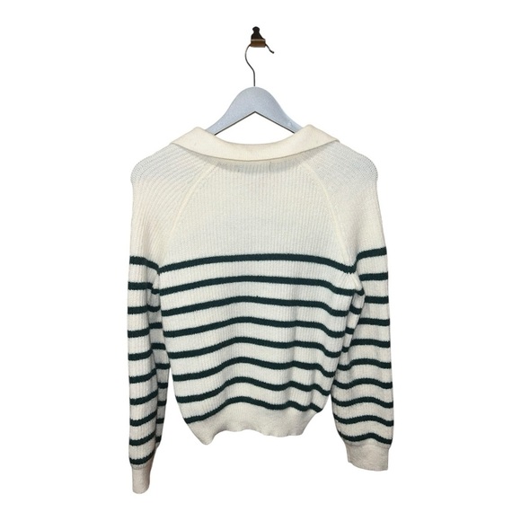 🟣Dazy Green & White Striped Knit Sweater – Size Medium - Picture 2 of 4